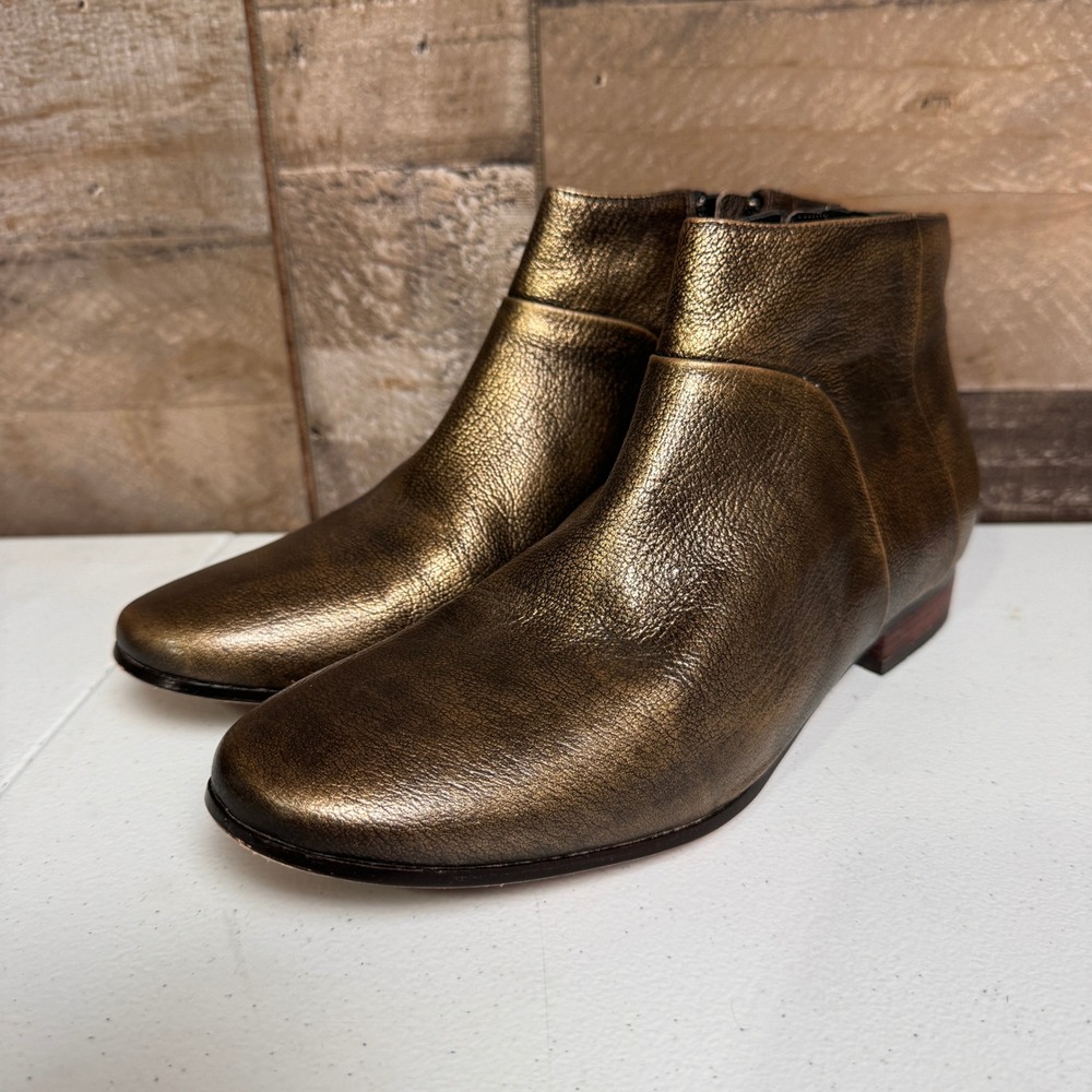 Cole Haan Ankle Boots Womens 7 Bronze Gold Metallic Leather Side Zip D40319